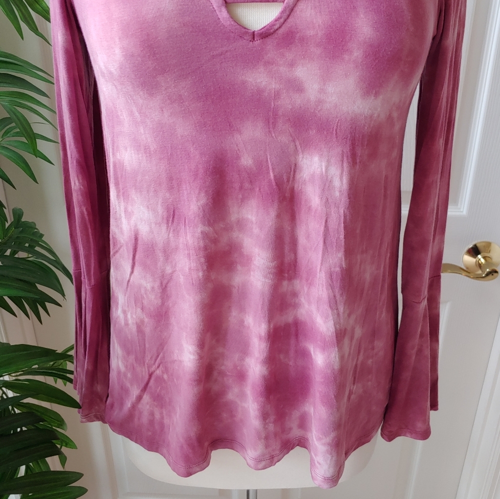 American Eagle Tie Dye Bell Sleeve Top - Picture 3 of 8